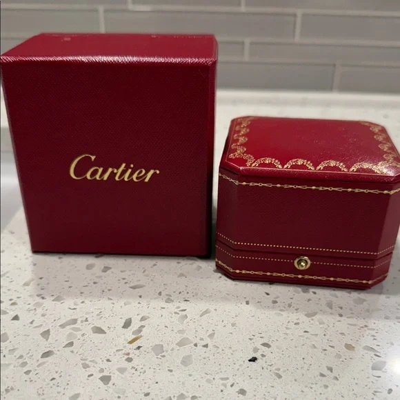 Cartier Platinum Ring size 5.25 - Picture 3 of 7